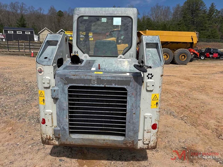 2019-takeuchi-tl8-image-10