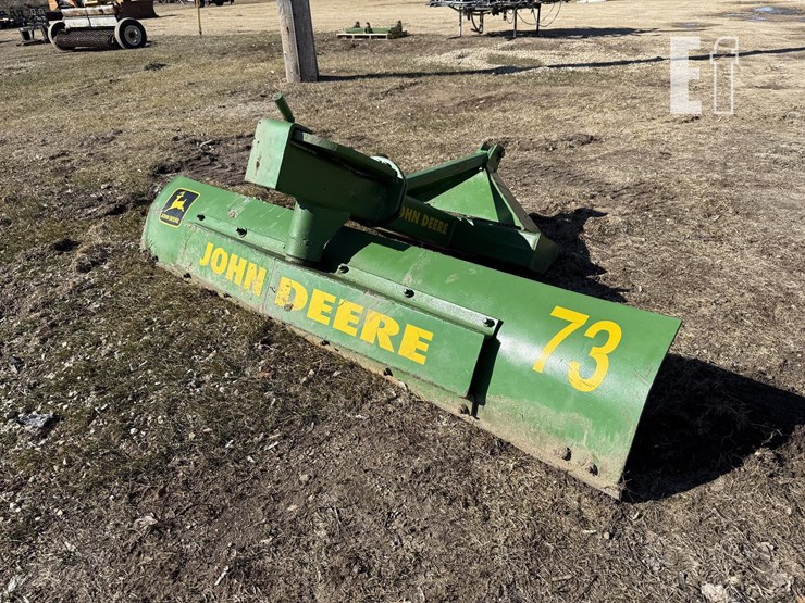 john-deere-73-image-4