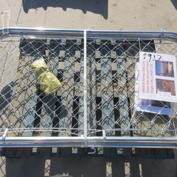 5.9'X6.6' BI-PARTING CHAIN LINK GATE