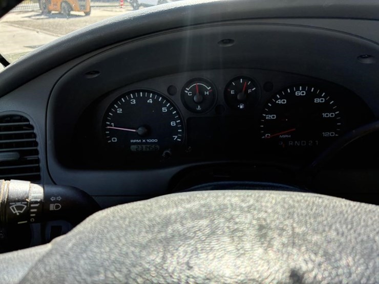 2010-ford-ranger-image-15