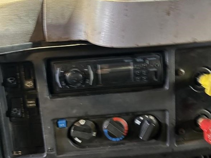 1998-international-s2500-image-27