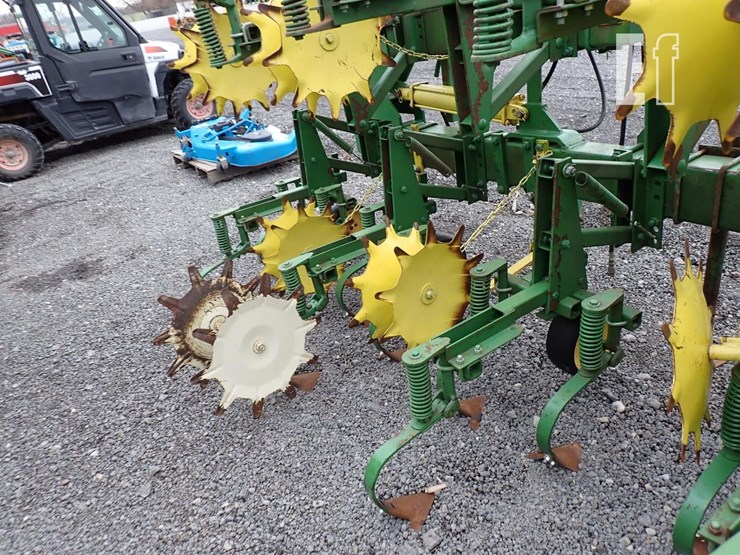 john-deere-825-image-5