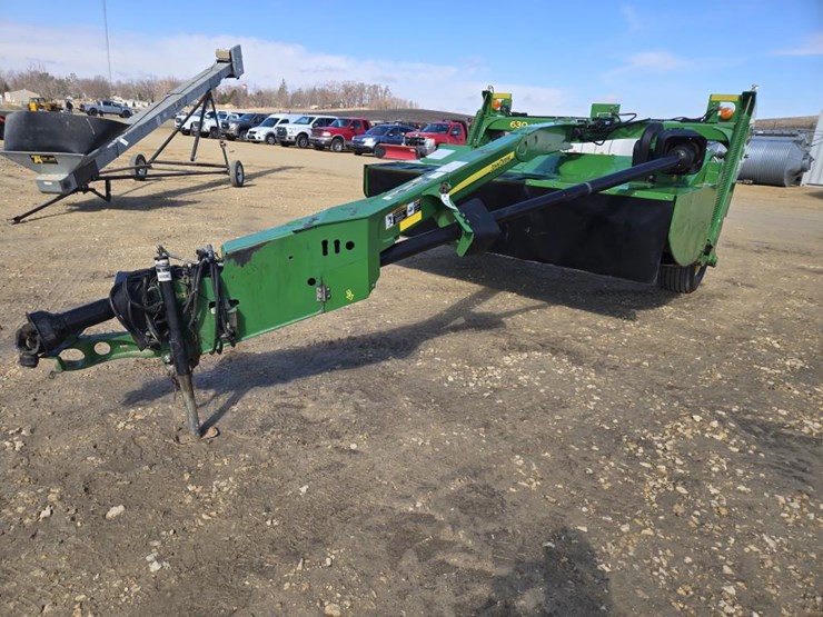 john-deere-630-image-3