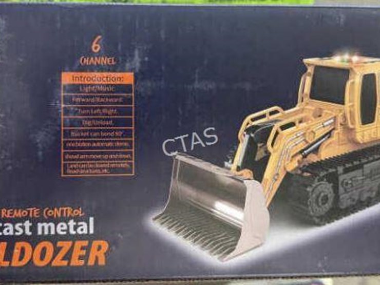 #126-•-die-cast-remote-control-bulldozer-image-1
