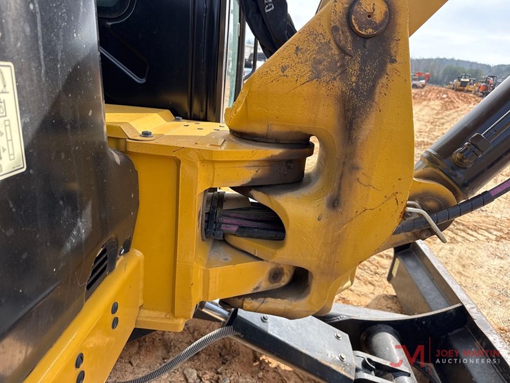 caterpillar-306-cr-image-10