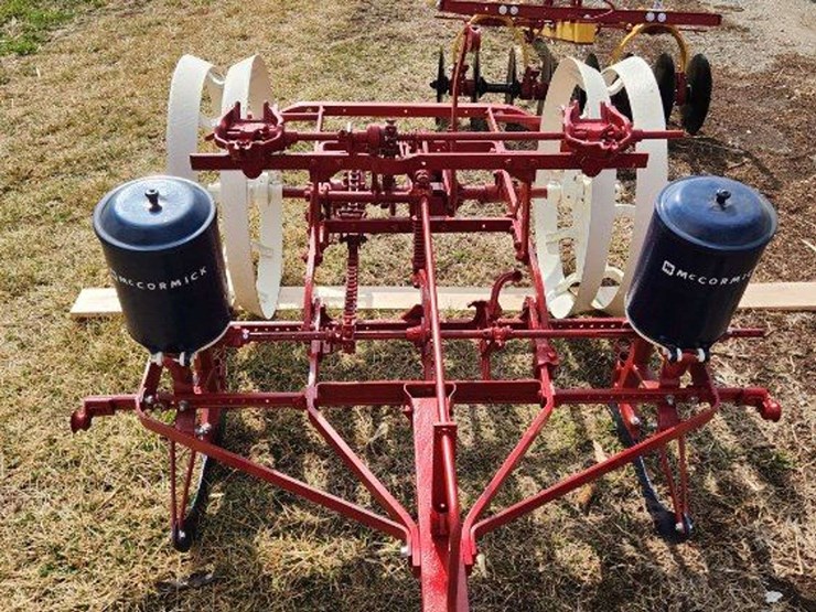 international-241-image-4