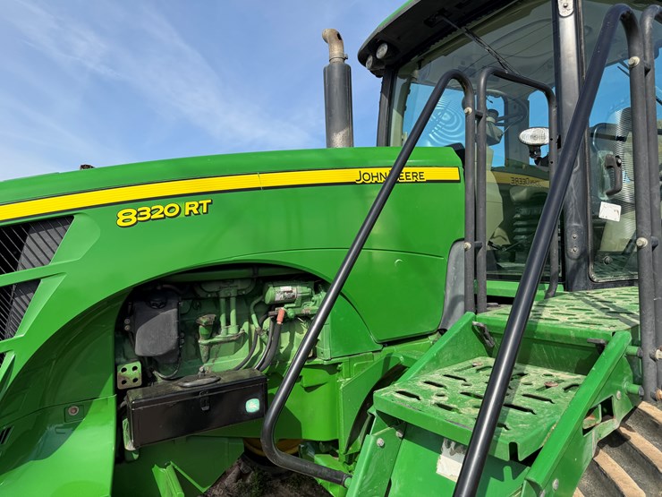 john-deere-8320rt-image-44