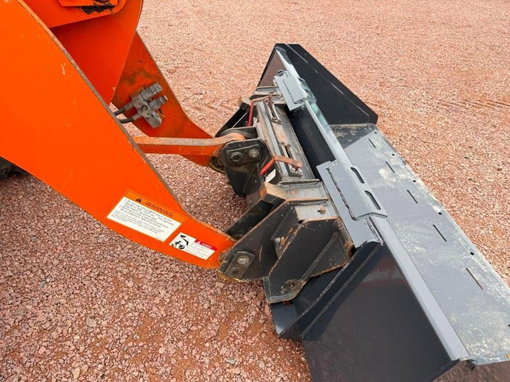 2021-hitachi-zw50-5b-image-25