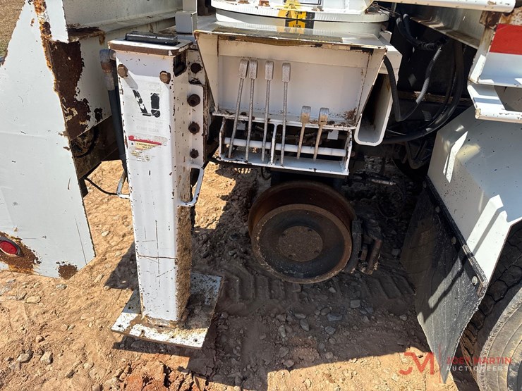 2008-international-workstar-7300-image-16