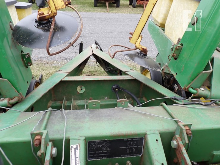 john-deere-7000-image-12