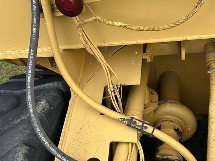 caterpillar-613-image-36