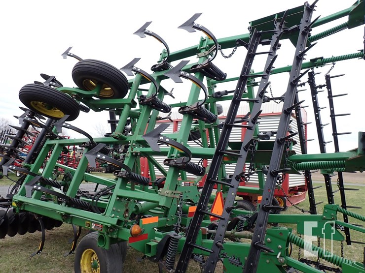 john-deere-726-image-12