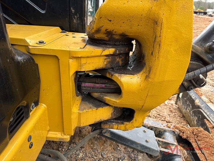 2022-caterpillar-306-cr-image-7