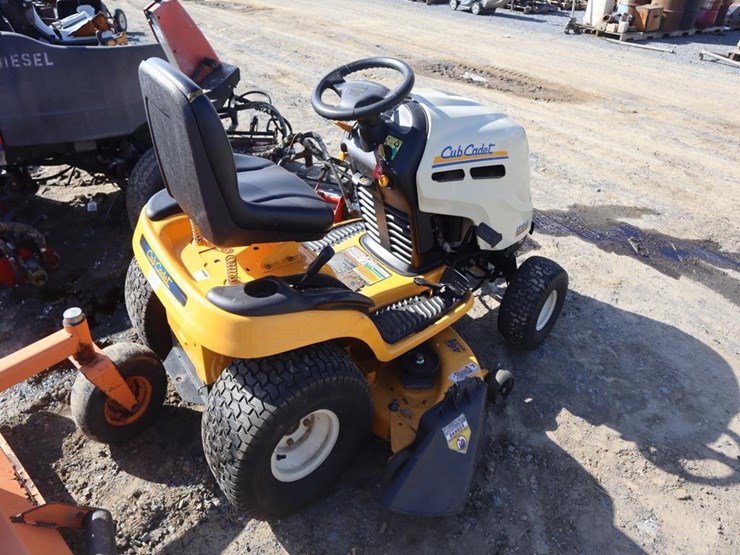 cub-cadet-lt1045-image-9