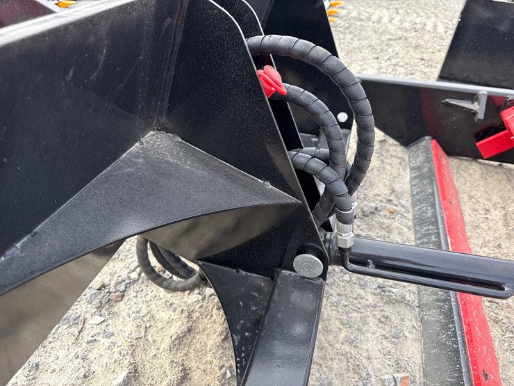 #2067-•-unused-giyi-fr70-70"-skid-steer-flat-ripper-pdstq260186-inv#-41972-image-6