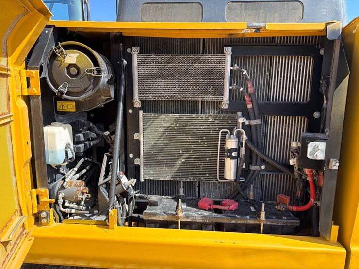 2020-deere-160g-image-9