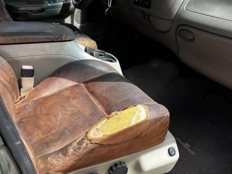 l1---2001-king-ranch-f150-truck-image-12