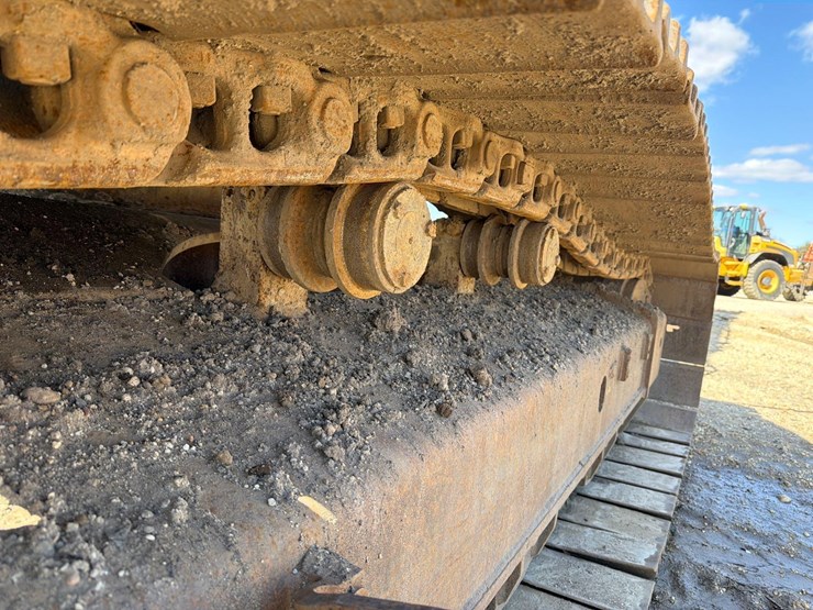 komatsu-pc308us-lc-3-image-18