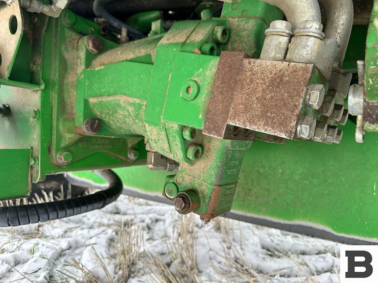 2011-john-deere-9870-sts-image-38