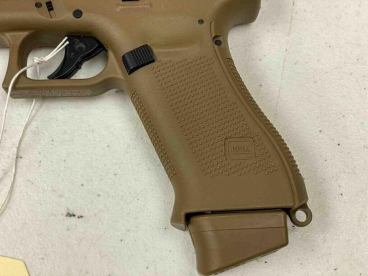 glock-pistol-image-5