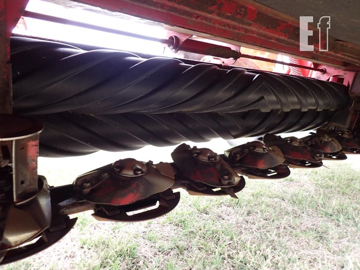 new-holland-h7230-image-3