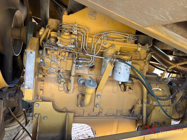 etnyre-chipspreader-image-7