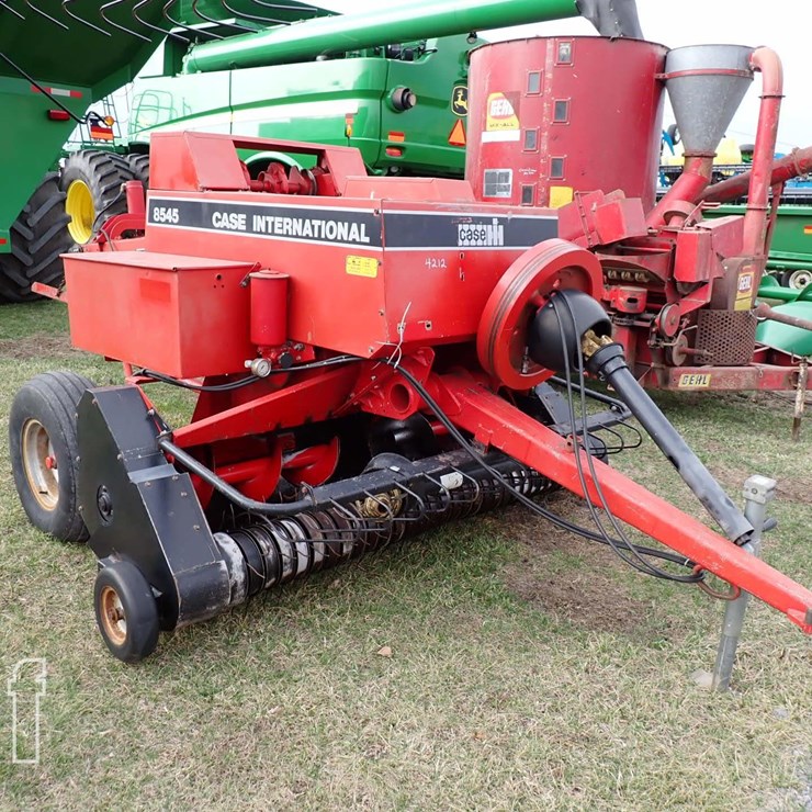CASE IH 8545