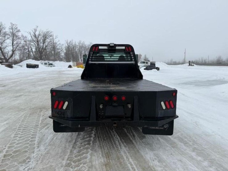 2009-ford-f650-xlt-image-4