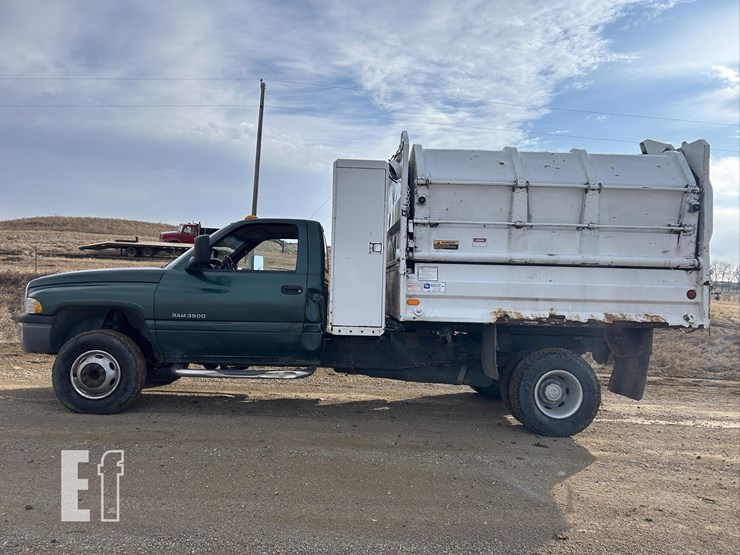 2001-dodge-ram-3500-image-8