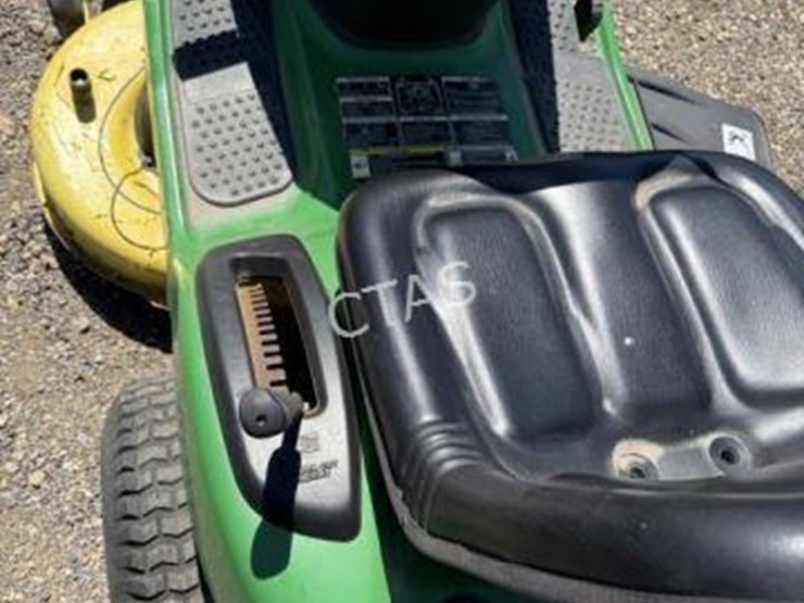 john-deere-d110-image-7