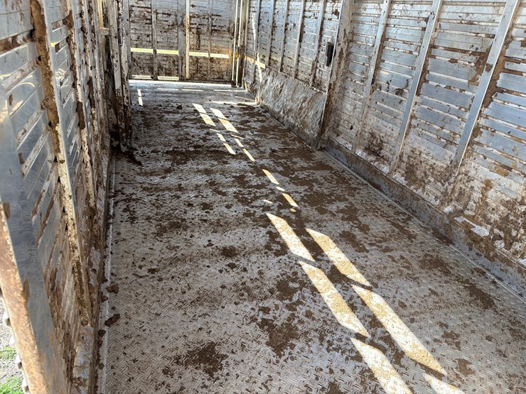 1994-barrett-livestock-image-8