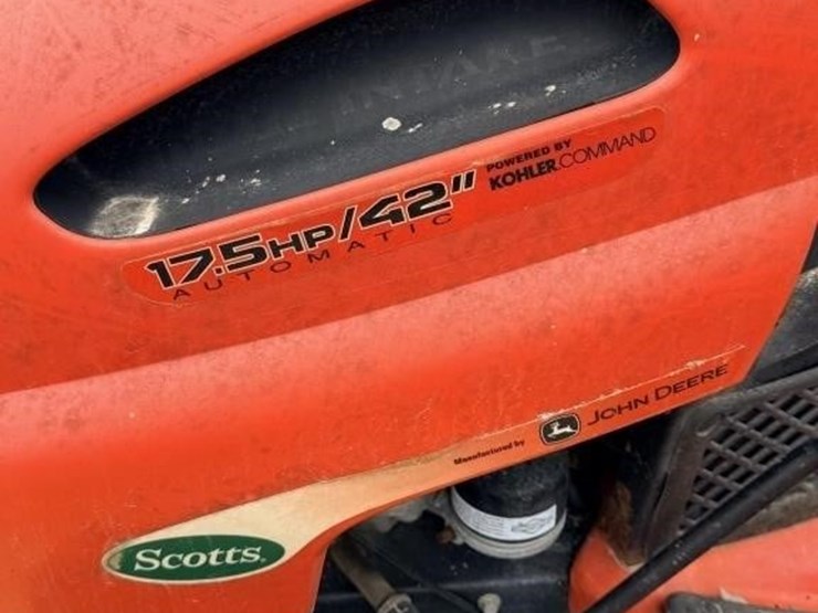 john-deere-17-image-2