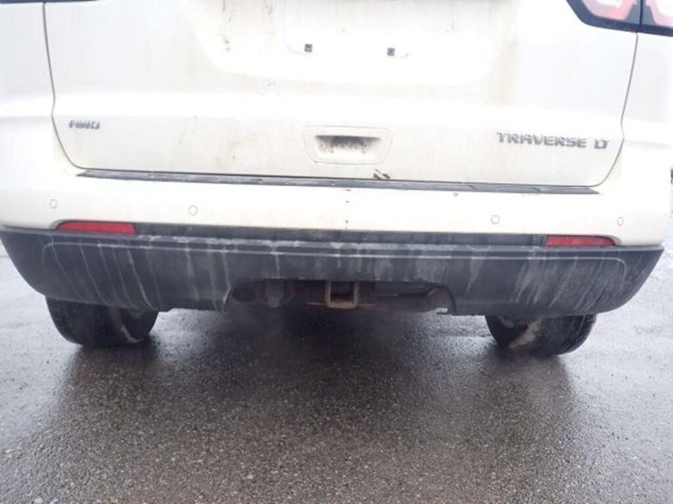 2015-chevrolet-traverse-image-82