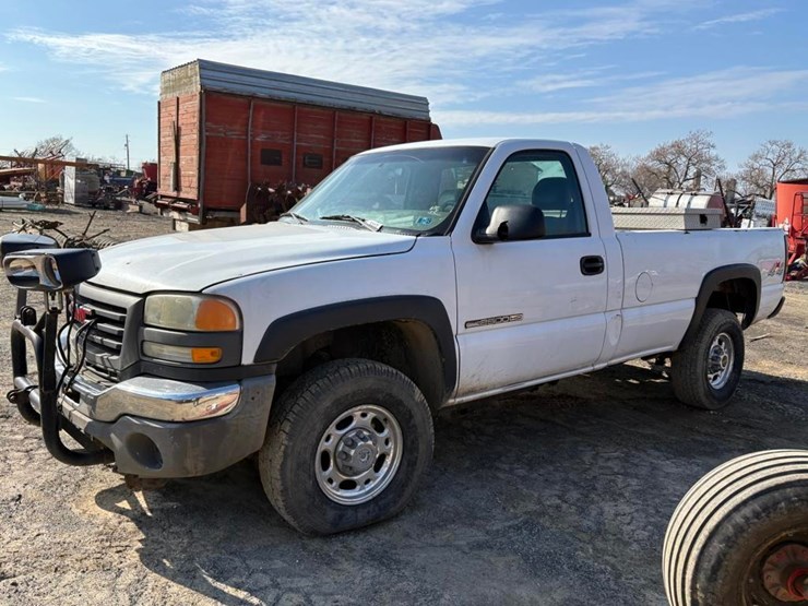 2005-chevrolet-2500-image-1