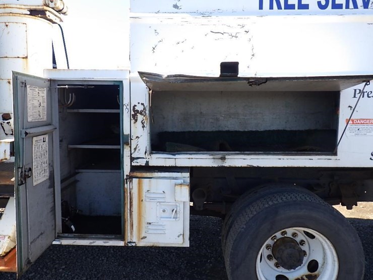 2002-ford-f750-image-18