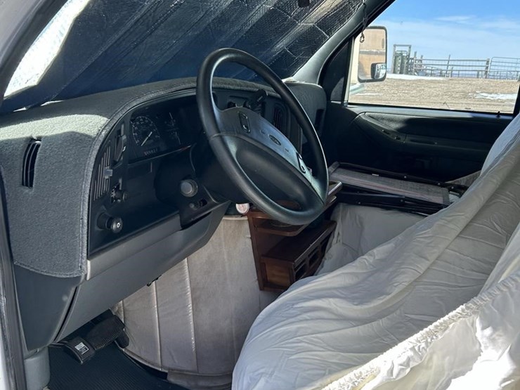 1996-ford-e-super-duty-image-3