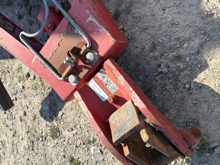 bush-hog-2215-image-17