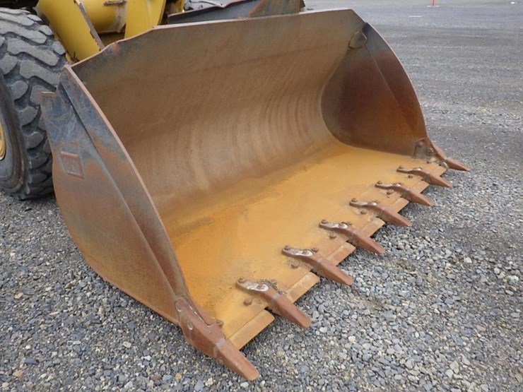 caterpillar-930k-image-12