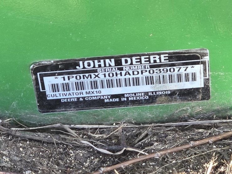 john-deere-10-image-2