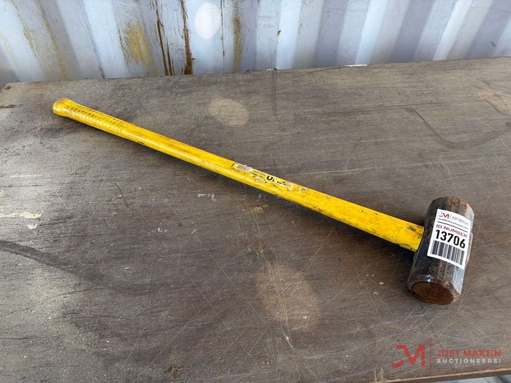 10-lb-sledge-hammer-image-1