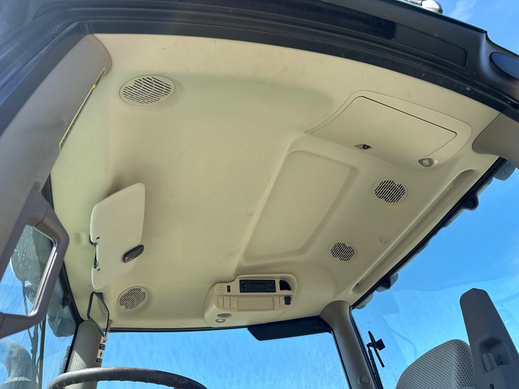 john-deere-6110r-image-6