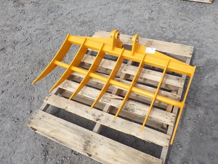 caterpillar-303-image-1