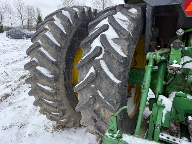 john-deere-4650-image-24