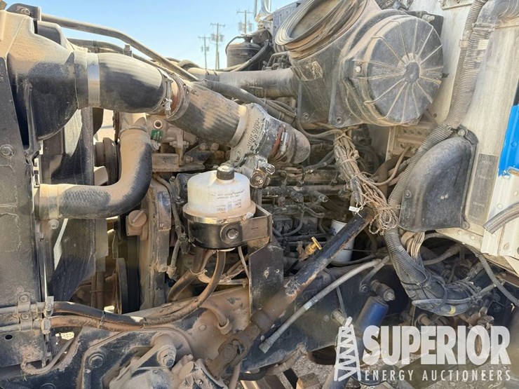 2006-peterbilt-335-image-20