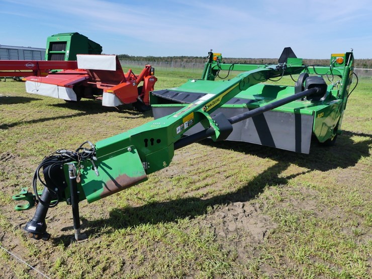 2021-john-deere-s350-image-2