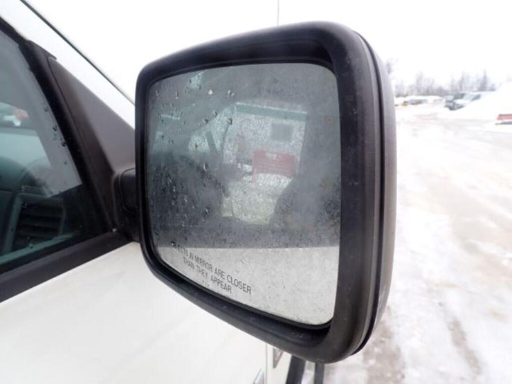 2015-dodge-1500-image-49