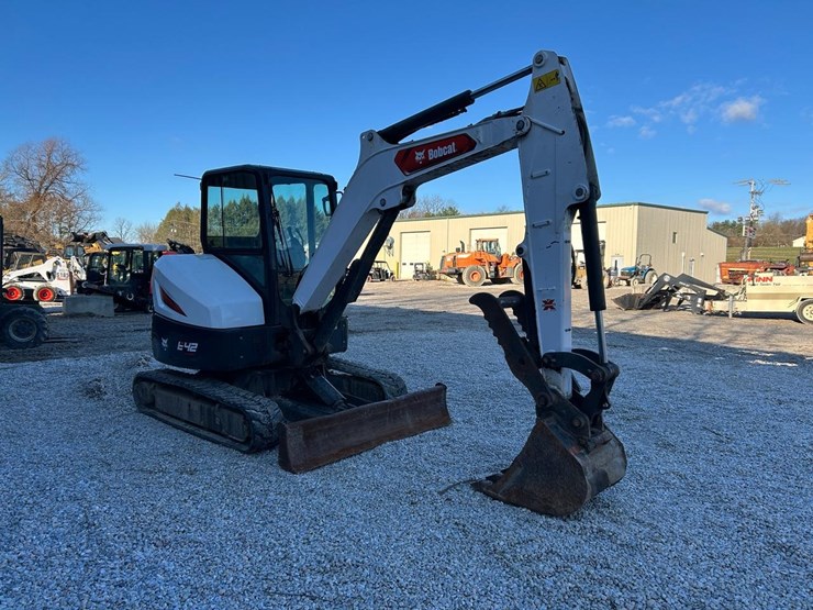 2021-bobcat-e42-image-6