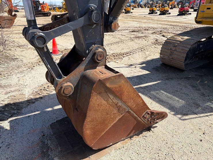 2020-deere-160g-image-16