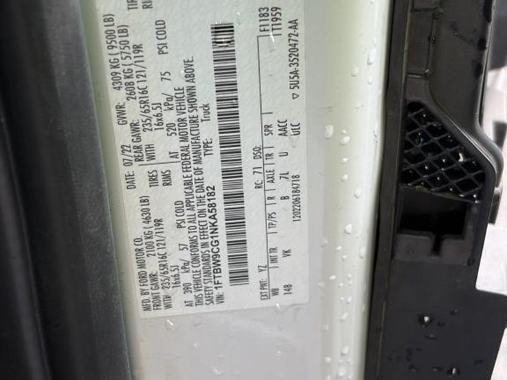 2022-ford-transit-image-22