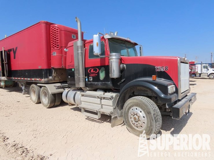 2014-western-star-4900-image-2